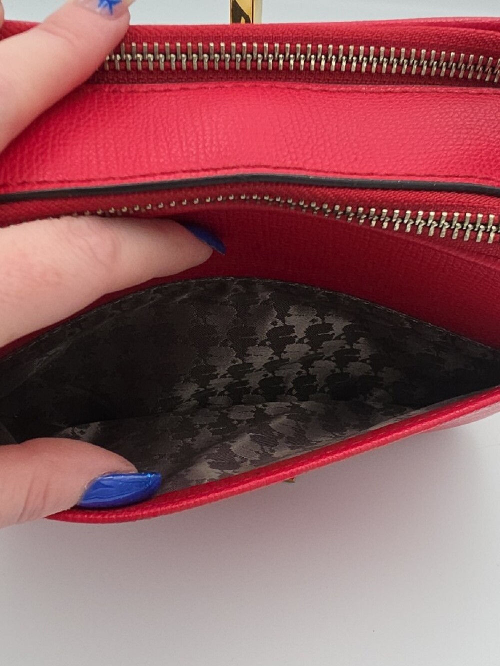 Karl Lagerfeld Red Crossbody Camera Bag W/ Characters & Guitar Strap (NWOT)❤️ - Picture 14 of 16
